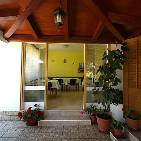 Balen Guest house 3*