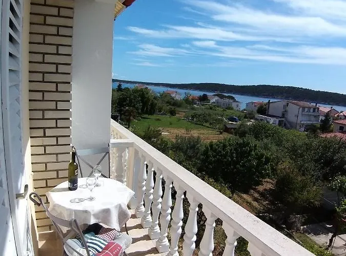 Balen Guest house Rab Town